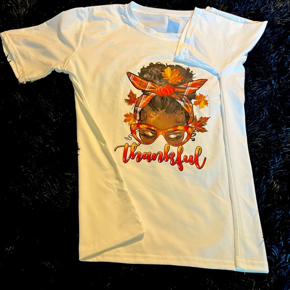 Thankful T-Shirt - Picture 3 of 7
